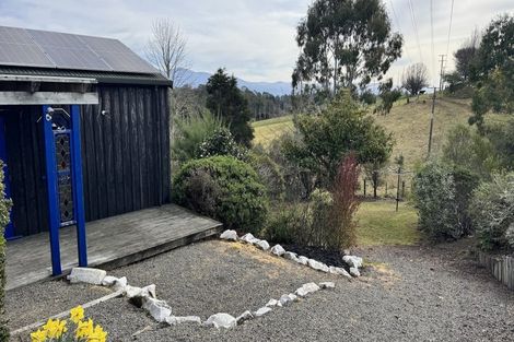Photo of property in 147 Old Coach Road, Mahana, Upper Moutere, 7173