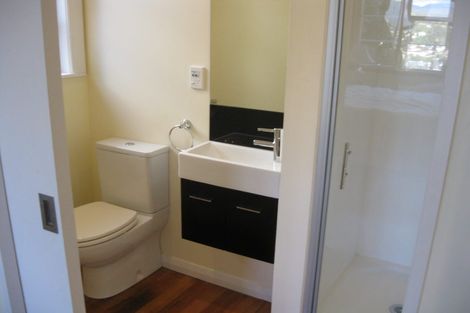 Photo of property in 93 Maupuia Road, Maupuia, Wellington, 6022