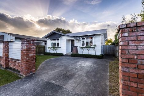 Photo of property in 54 Matipo Street, Takaro, Palmerston North, 4410