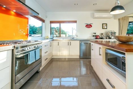 Photo of property in 9 Wharemauku Road, Raumati Beach, Paraparaumu, 5032