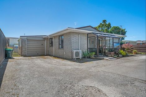 Photo of property in 5b Clemow Road, Fitzroy, New Plymouth, 4312