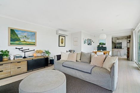 Photo of property in 9 Wendell Place, Greenlane, Auckland, 1061