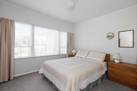 Photo of property in 49 Avondale Road, Taradale, Napier, 4112
