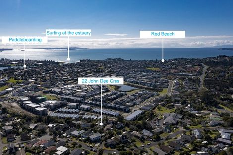 Photo of property in 22 John Dee Crescent, Red Beach, 0932