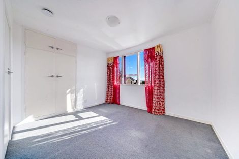 Photo of property in 39 Sunnyside Road, Sunnyvale, Auckland, 0612