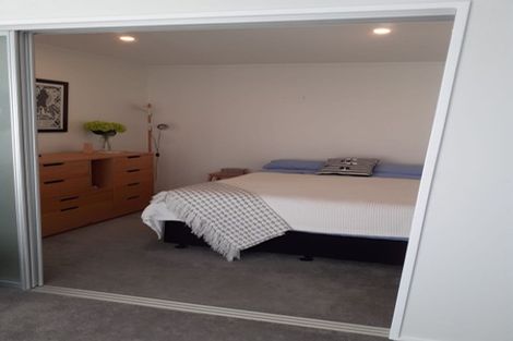 Photo of property in 20/73 Princes Street, Northcote Point, Auckland, 0627