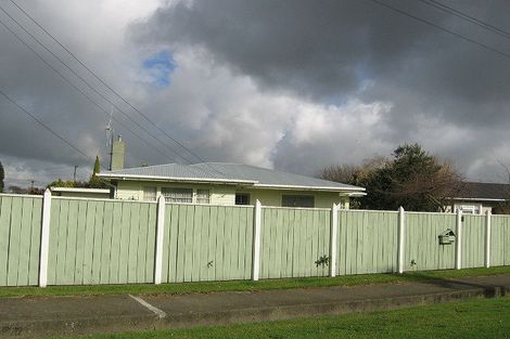 Photo of property in 195 South Street, Feilding, 4702