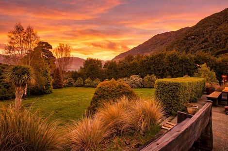 Photo of property in 10 Cove Lane, Mount Creighton, Queenstown, 9371