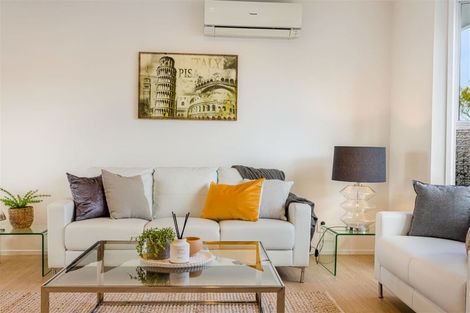 Photo of property in 5 Tabitha Crescent, Henderson, Auckland, 0612