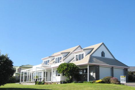 Photo of property in 7 Panorama Place, Coastlands, Whakatane, 3120