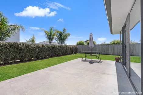 Photo of property in 27 Smith Street, Lepperton, New Plymouth, 4373