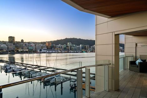 Photo of property in Clyde Quay Wharf, 3b/1 Clyde Quay Wharf, Te Aro, Wellington, 6011