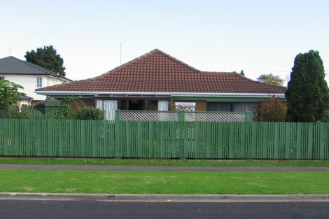 Photo of property in 2/15 Maunu Road, Papatoetoe, Auckland, 2025