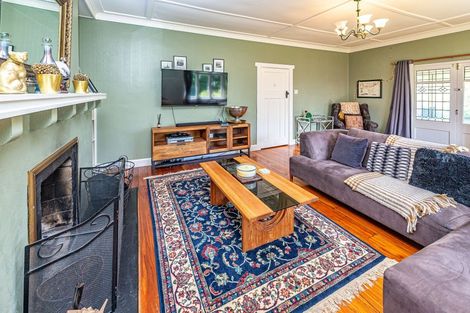 Photo of property in 28 Carlton Avenue, Gonville, Whanganui, 4501