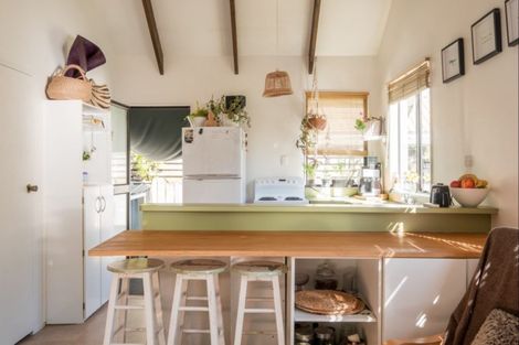 Photo of property in 16b Heatherlea Street, Outer Kaiti, Gisborne, 4010