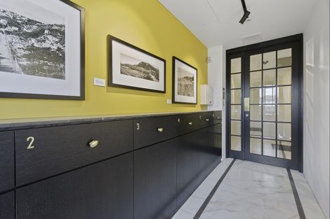 Photo of property in Inverleith Apartments, 3/306 Oriental Parade, Oriental Bay, Wellington, 6011