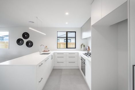 Photo of property in 28 Privet Way, Rolleston, 7678