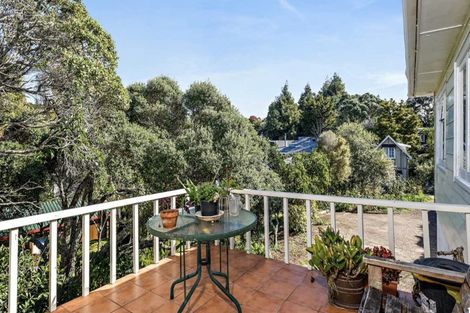 Photo of property in 260 Beach Road, Campbells Bay, Auckland, 0630