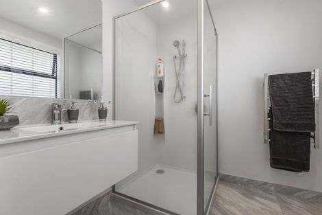 Photo of property in 24 Sabre Street, Papamoa Beach, Papamoa, 3118