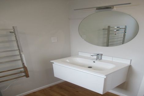 Photo of property in 1 Desert Gold Lane, Wallaceville, Upper Hutt, 5018