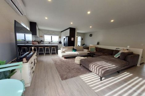 Photo of property in 18 Rural View Terrace, Pukekohe, 2120