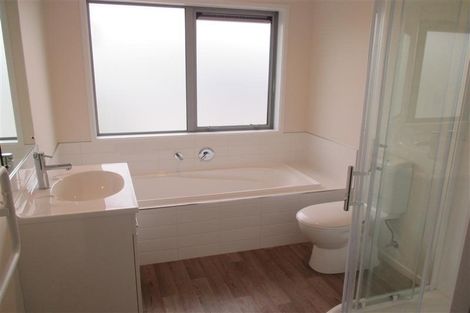 Photo of property in 160 Travis Road, New Brighton, Christchurch, 8083