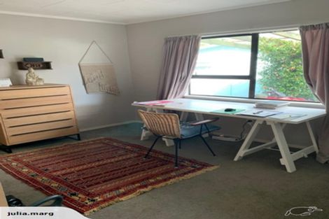 Photo of property in 138 Beach Road, Haumoana, 4102