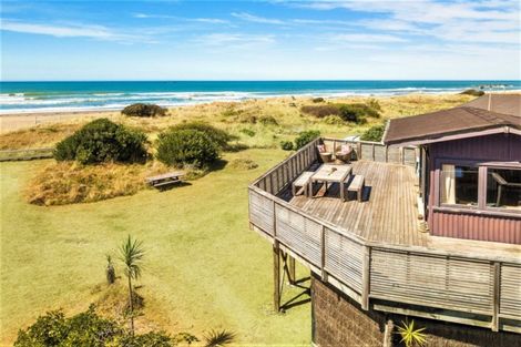 Photo of property in 47 Blue Pacific Parade, Riversdale Beach, Masterton, 5872