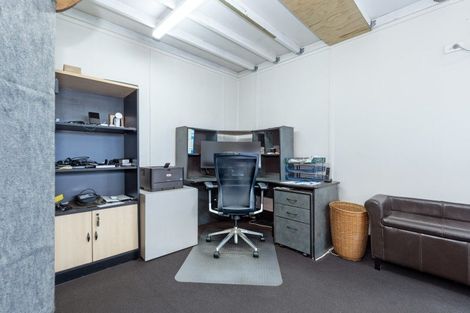 Photo of property in 300 Aberdeen Road, Gisborne, 4010
