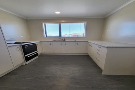 Photo of property in 49 Cyclamen Road, Mangere, Auckland, 2022