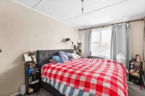 Photo of property in 25 Curling Crescent, Onekawa, Napier, 4110