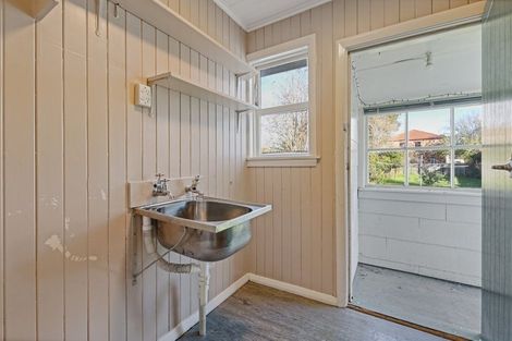 Photo of property in 15 Balgay Street, Upper Riccarton, Christchurch, 8041