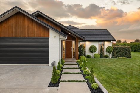 Photo of property in 10 Artistic Avenue, Leamington, Cambridge, 3432