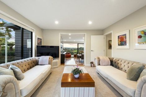 Photo of property in 25a Pohutukawa Avenue, Shelly Park, Auckland, 2014