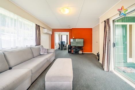 Photo of property in 27 Trelawney Road, Wainuiomata, Lower Hutt, 5014