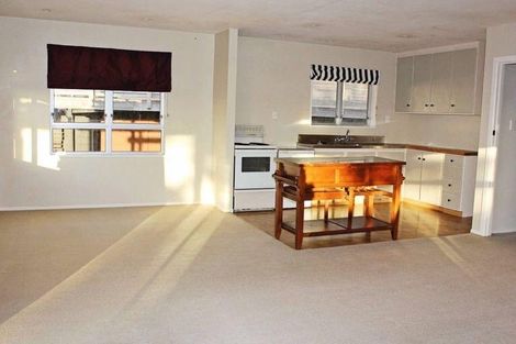 Photo of property in 164c Vivian Street, New Plymouth, 4310