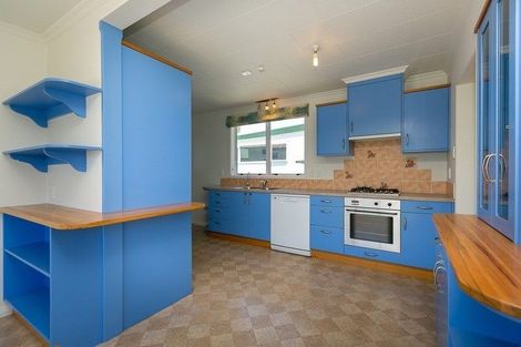 Photo of property in 10 Union Street, Merrilands, New Plymouth, 4312