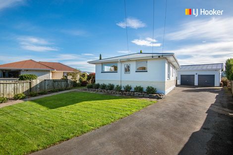 Photo of property in 8 Esk Place, Mosgiel, 9024