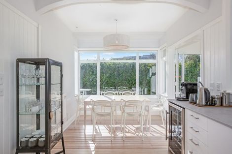 Photo of property in 13 Kohutuhutu Road, Raumati Beach, Paraparaumu, 5032