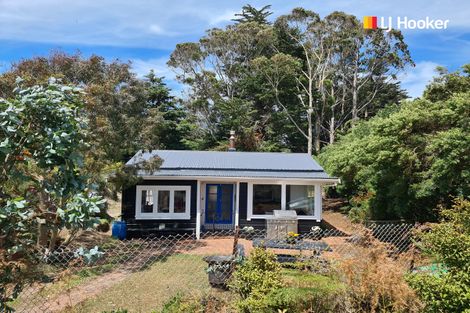 Photo of property in 74 Otakou Golf Course Road, Otakou, Dunedin, 9077