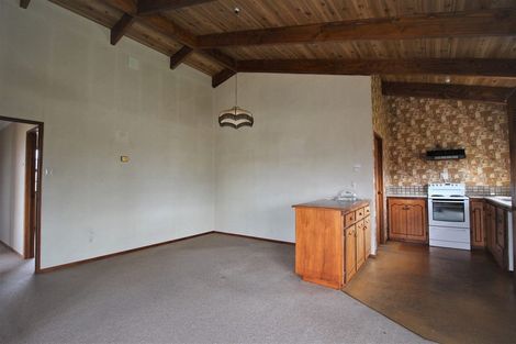 Photo of property in 12 Ashworth Street, Alexandra, 9320