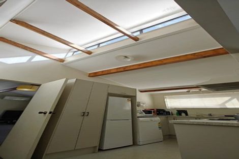 Photo of property in 51 Topliss Drive, Northcross, Auckland, 0632