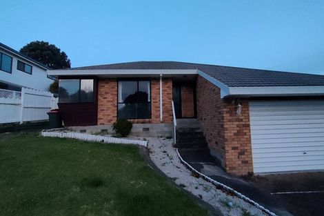 Photo of property in 40 Pigeon Mountain Road, Half Moon Bay, Auckland, 2012