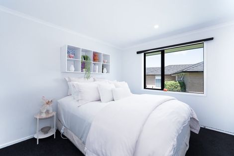 Photo of property in 8 Captains Loop, Haruru, 0204