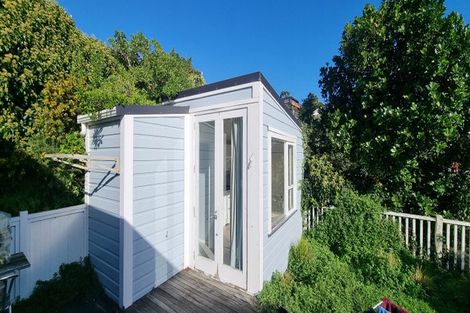 Photo of property in 54 Raroa Road, Kelburn, Wellington, 6012