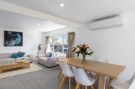 Photo of property in 24 Roberts Road, Hei Hei, Christchurch, 8042