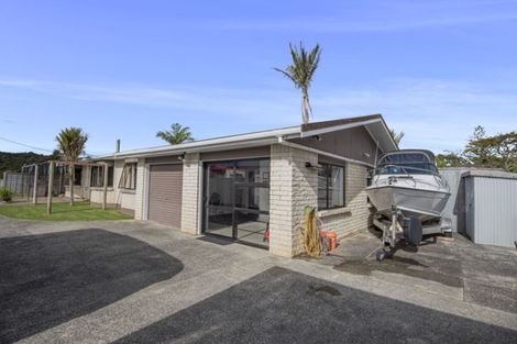 Photo of property in 35 Waiotoi Road, Ngunguru, Whangarei, 0173