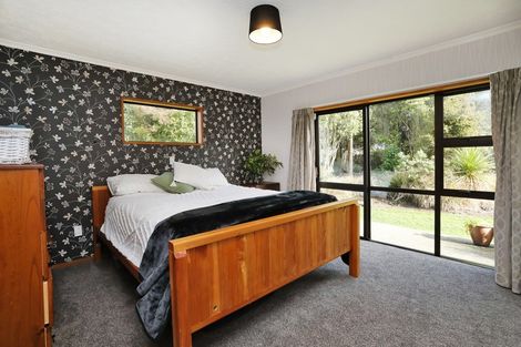 Photo of property in 10 Tui Place, Otatara, Invercargill, 9879