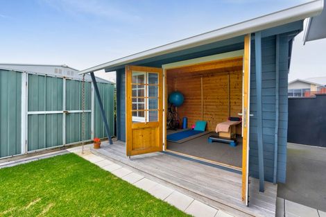 Photo of property in 2 Northpoint Way, Bell Block, New Plymouth, 4312