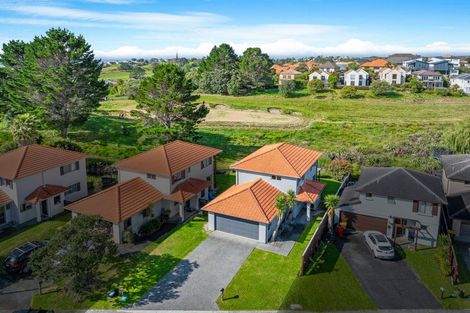 Photo of property in 21 Midshipman Court, Gulf Harbour, Whangaparaoa, 0930